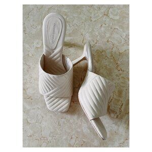 Antonio Melani Sz 9 Mazie Quilted Leather Square Toe Heel Sandal in White